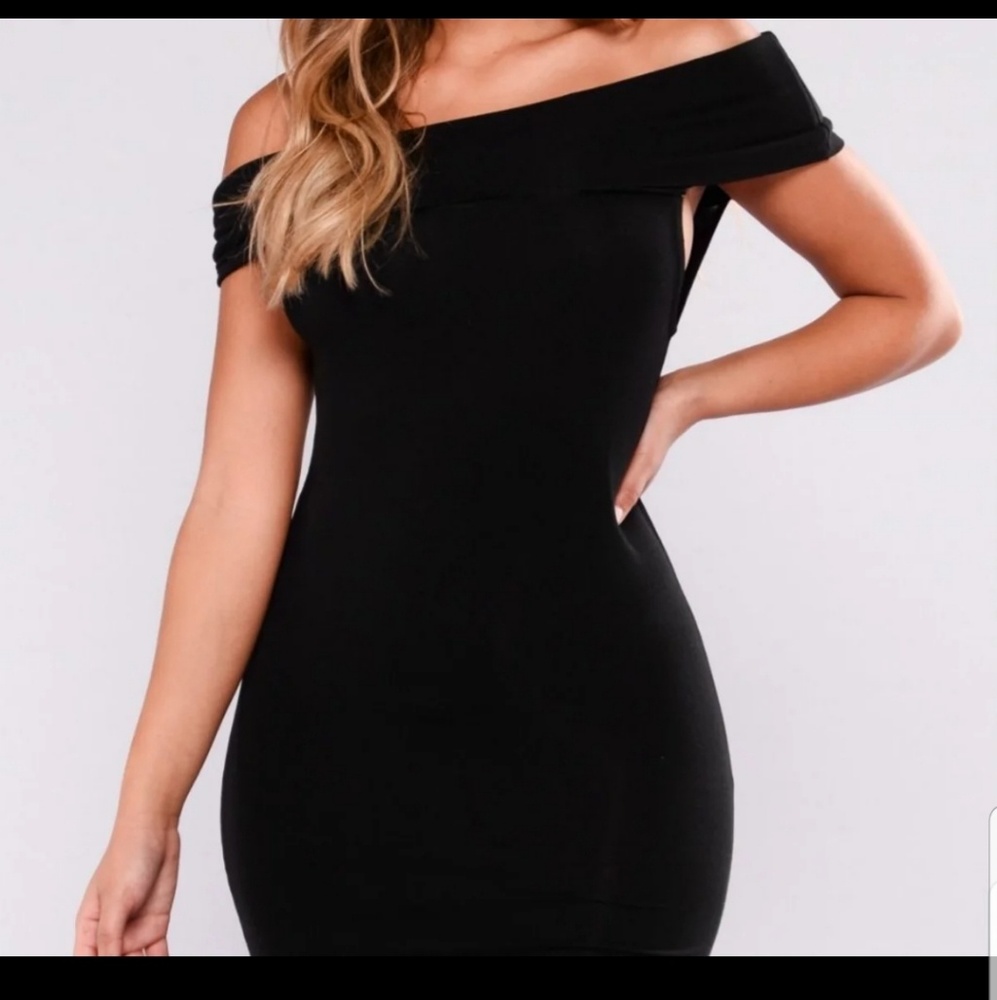 Dress - Picture 4 of 4